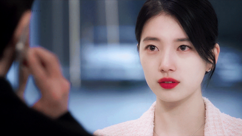 Recent activity shot of Bae Suzy
