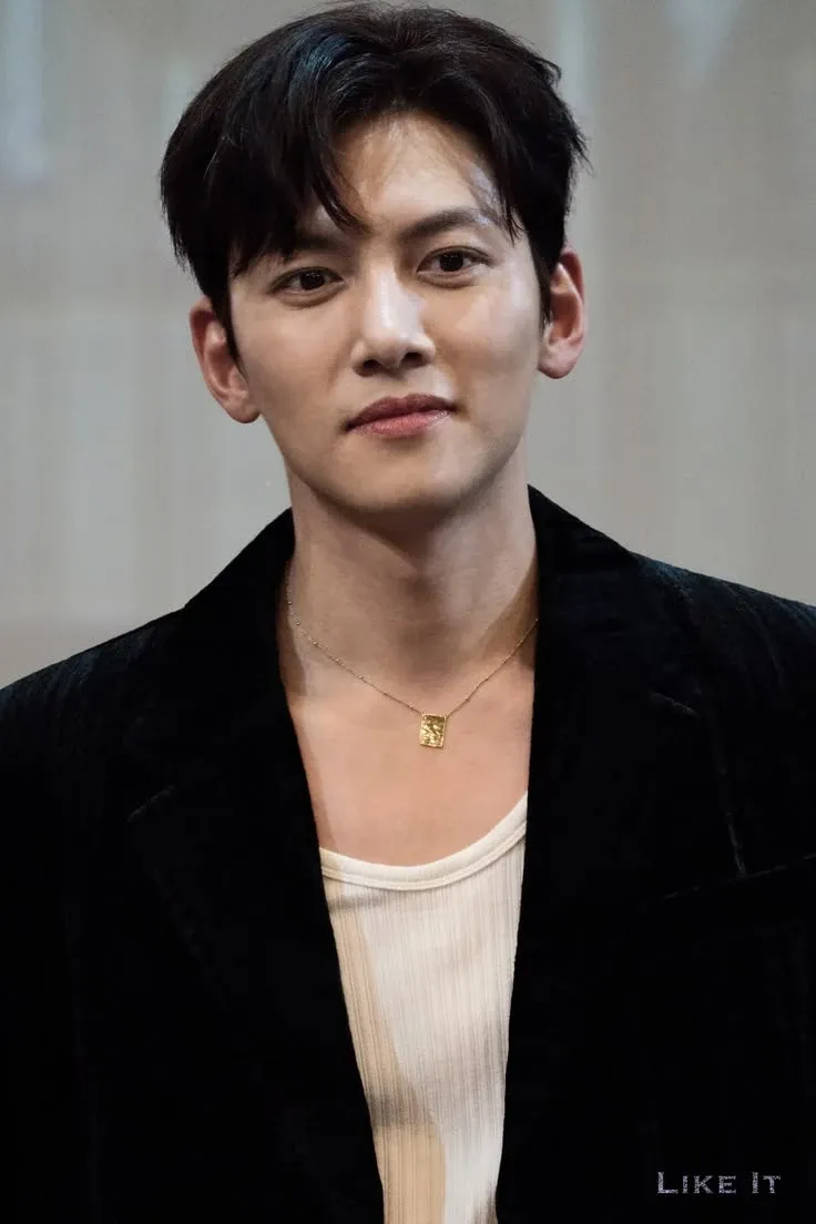 Latest photo of Ji Changwook