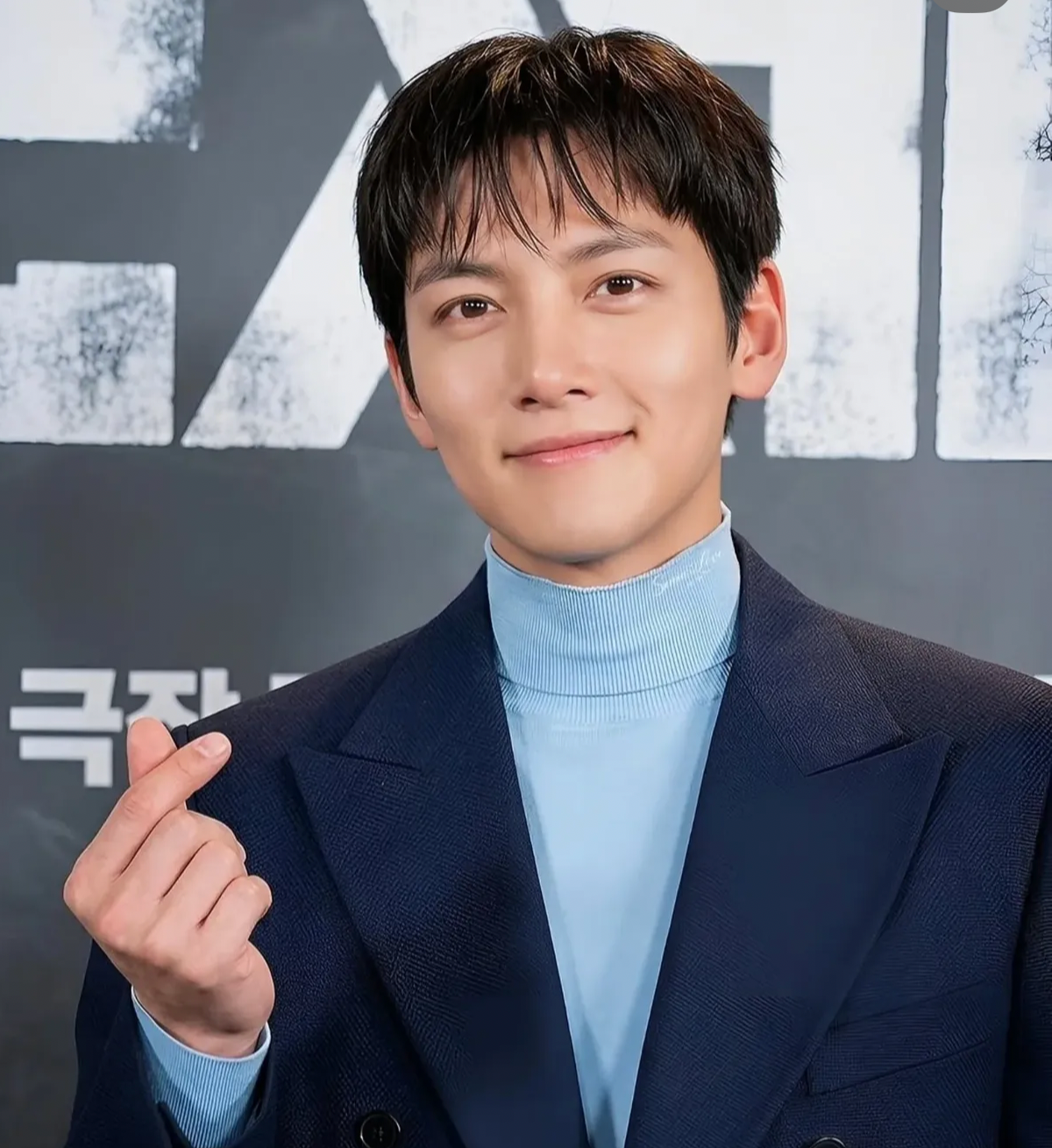 チ・チャンウクの最近の活動ショット