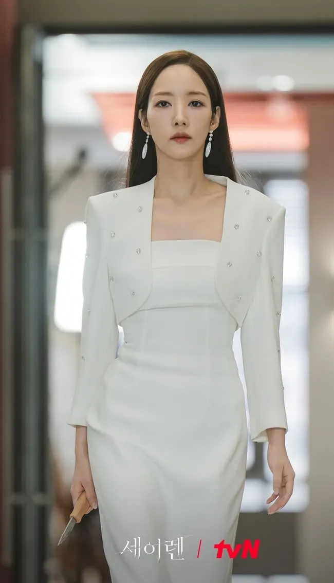 Latest photo of Park Minyoung