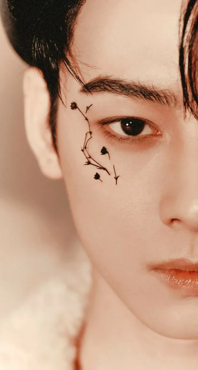 Behind-the-scenes cut of Cha Eunwoo