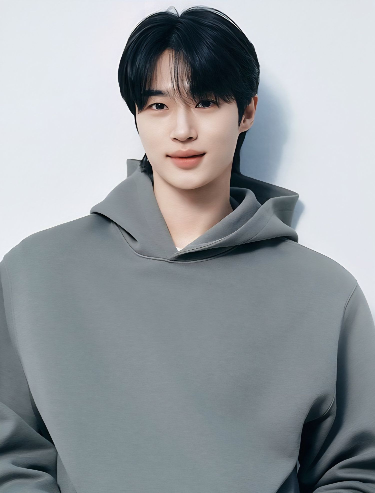 边佑锡的最新照片