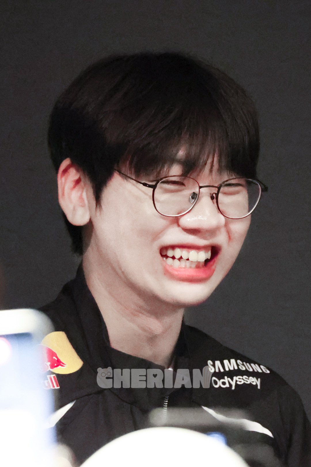 A moment captured by a fan of Doran