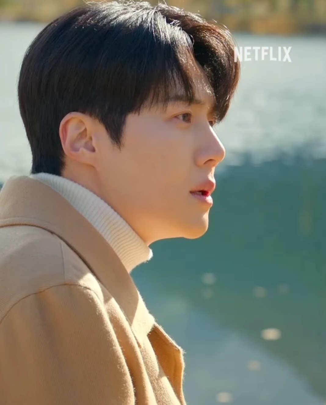 Behind-the-scenes cut of Kim Seonho