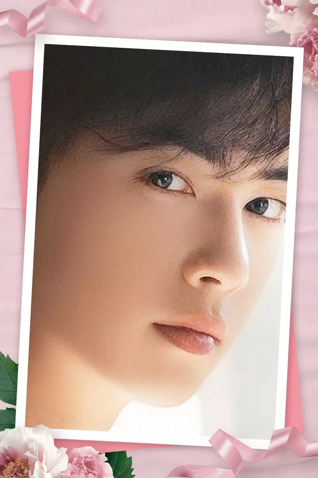 Behind-the-scenes cut of Cha Eunwoo