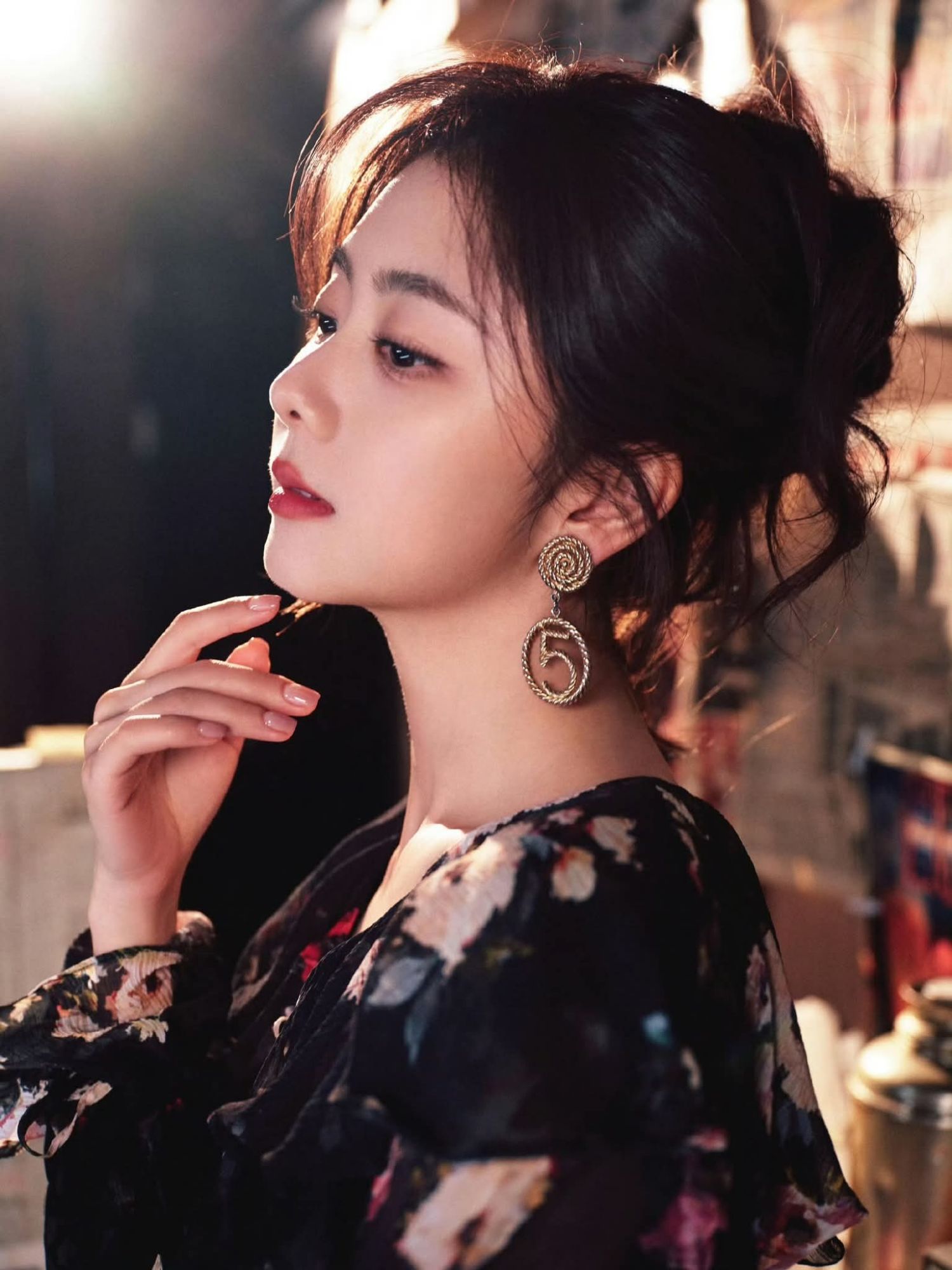 Behind-the-scenes cut of Tan Song Yun