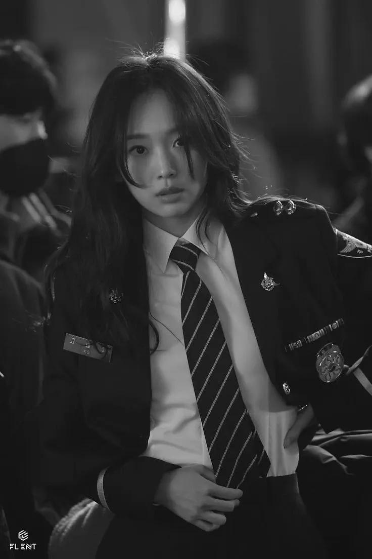A moment captured by a fan of Jin Ki-Joo