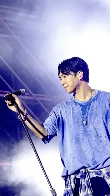 Foto terbaru dari Lee Seunggi