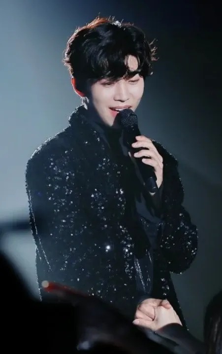 Foto terbaru dari Lim Youngwoong