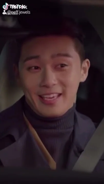 A moment captured by a fan of Park Seojoon