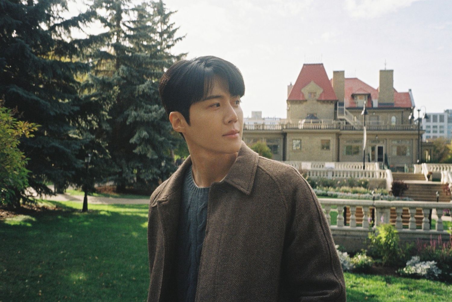 Foto kegiatan terbaru dari Kim Seonho