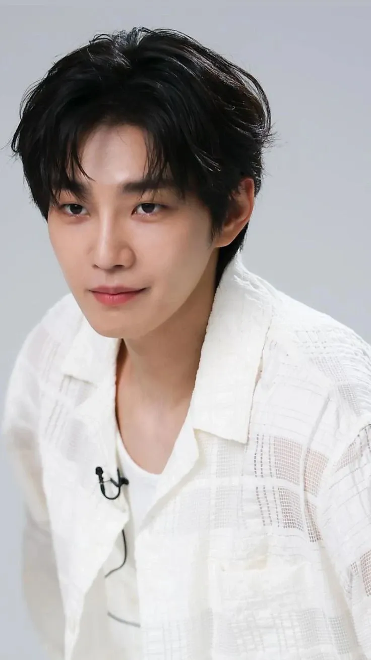 Recent activity shot of Kim Jaeyoung