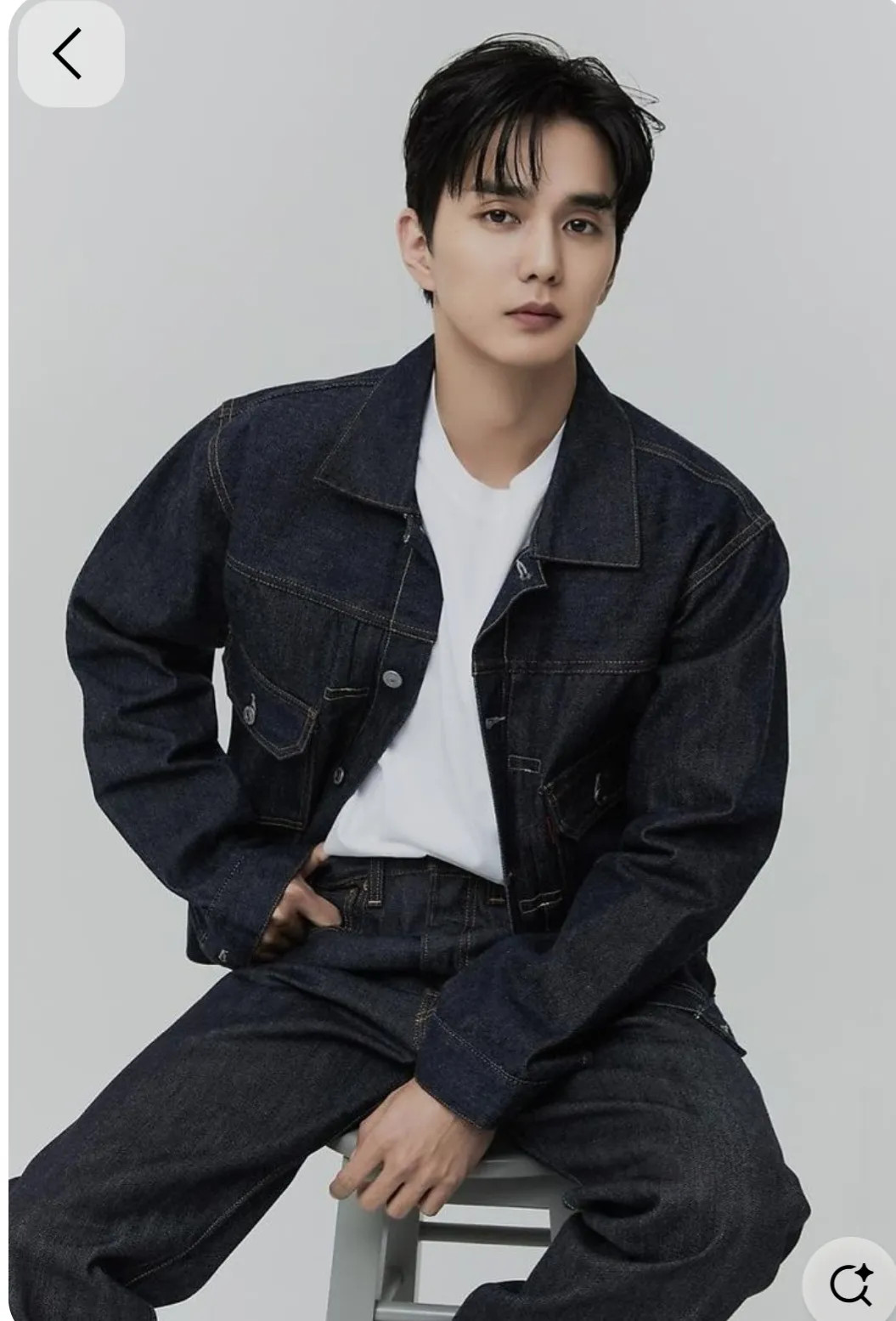 Recent activity shot of Yoo Seungho