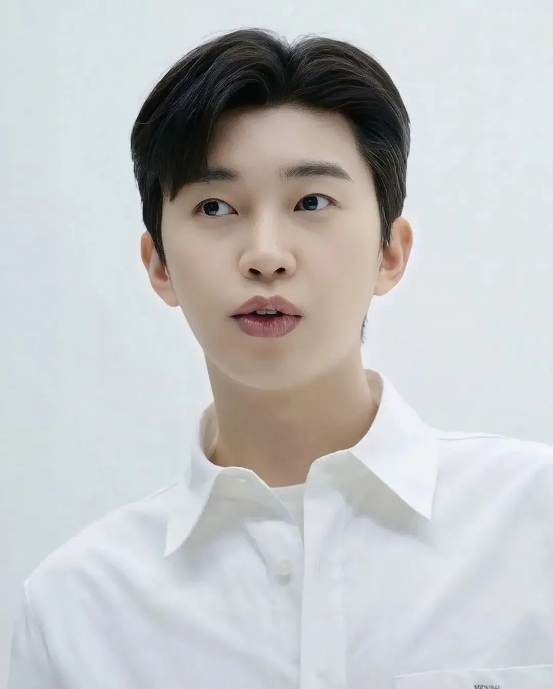 Recent activity shot of Lim Youngwoong