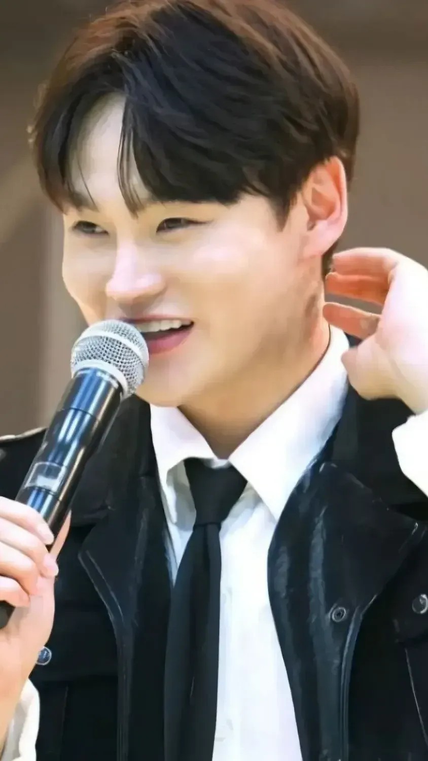 박서진의 최신 사진