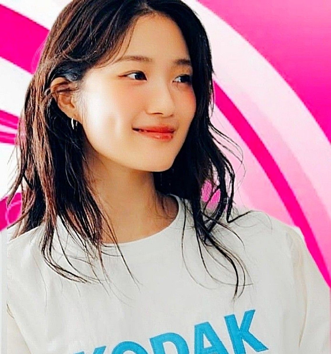 Recent activity shot of Kim Hyeyoon