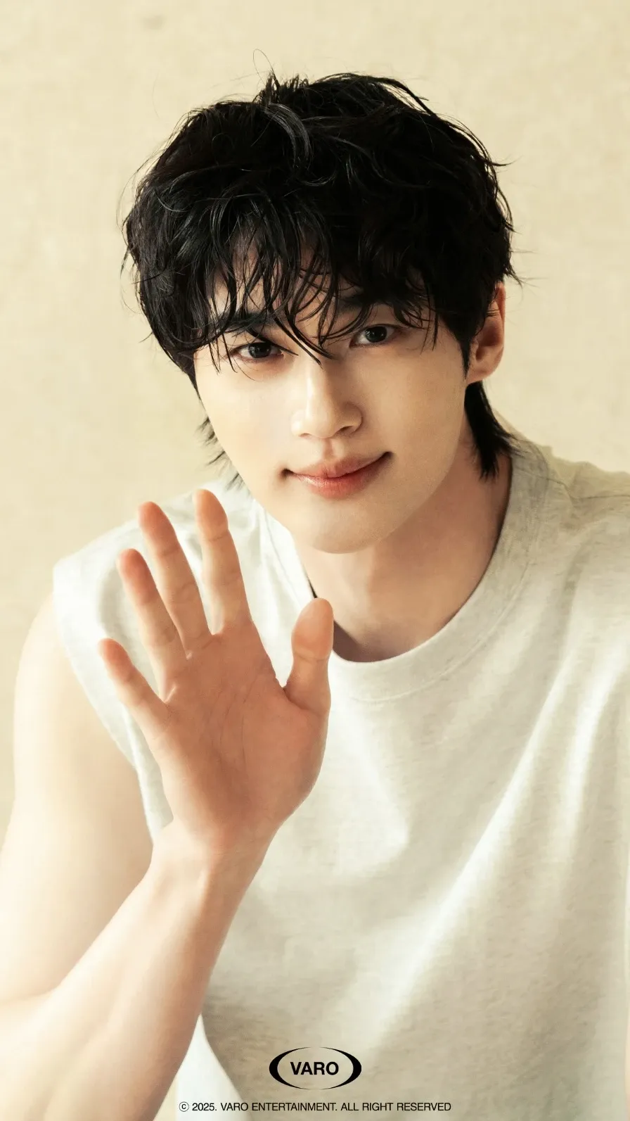 Emotional wallpaper shared by fans for Byeon Wooseok