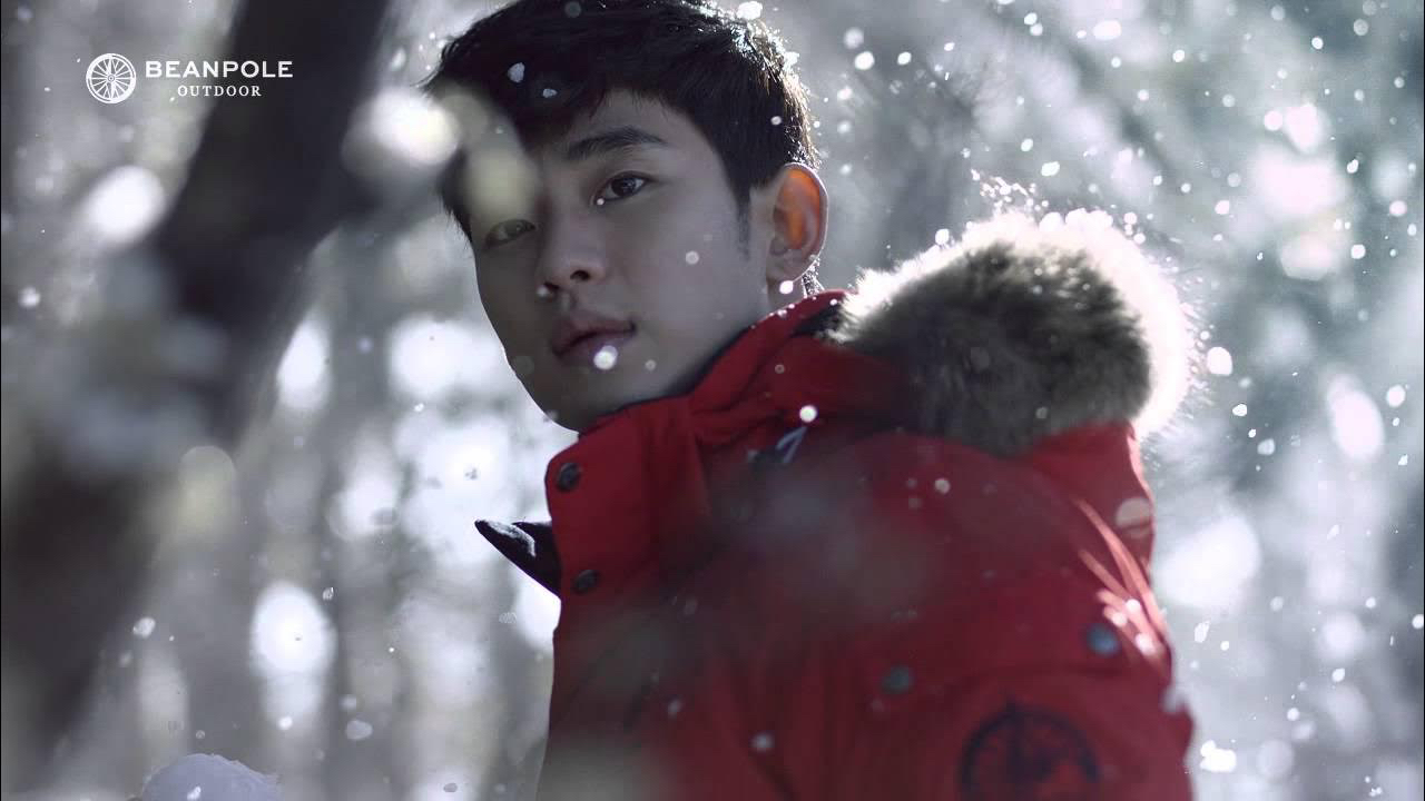 A moment captured by a fan of Kim Soohyun