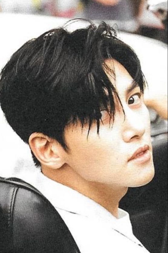 지창욱 최근 활동샷