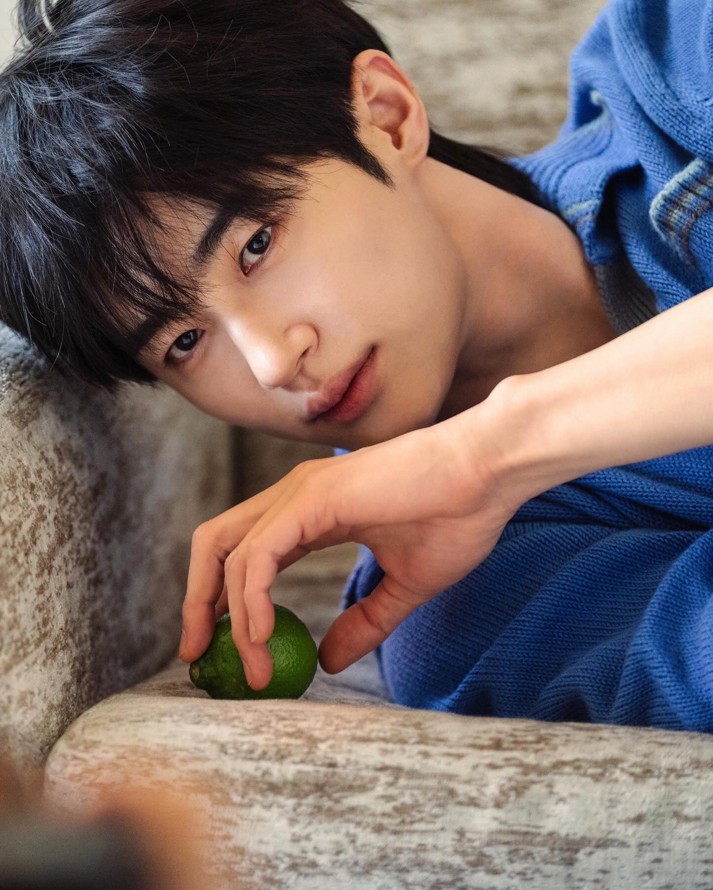 A moment captured by a fan of Byeon Wooseok