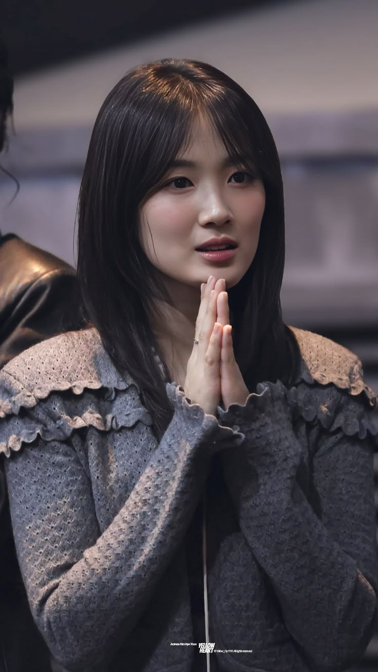 A moment captured by a fan of Kim Hyeyoon