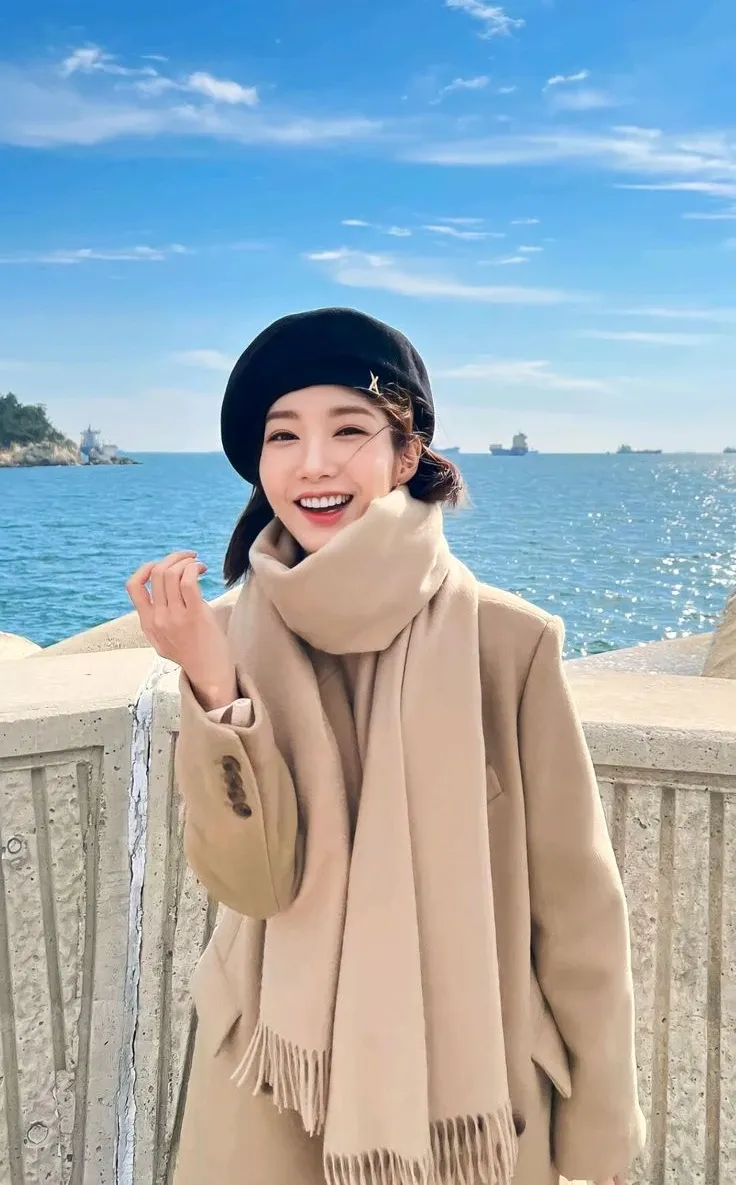 Recent activity shot of Park Minyoung