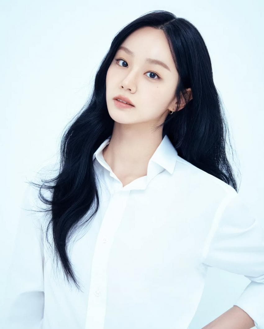 Behind-the-scenes cut of Hyeri