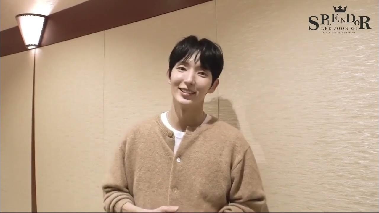 A moment captured by a fan of Lee Joongi