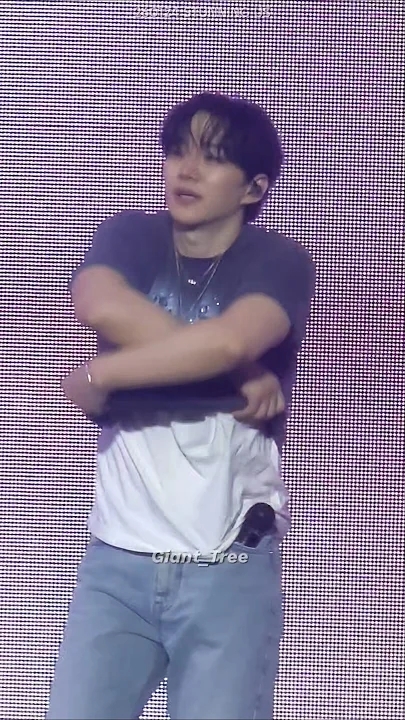 イ・ジュノのビハインドカット