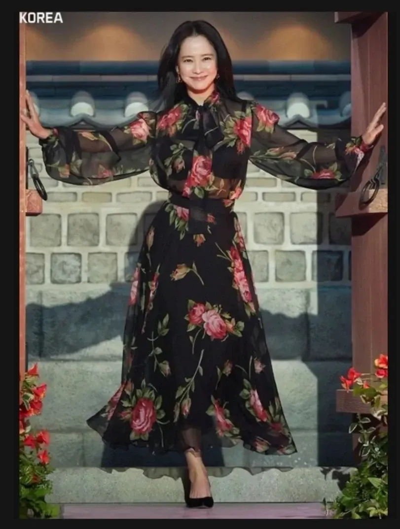 송지효 최근 활동샷