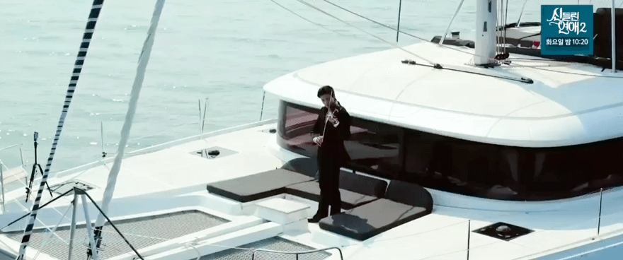 A moment captured by a fan of Park Hyungsik