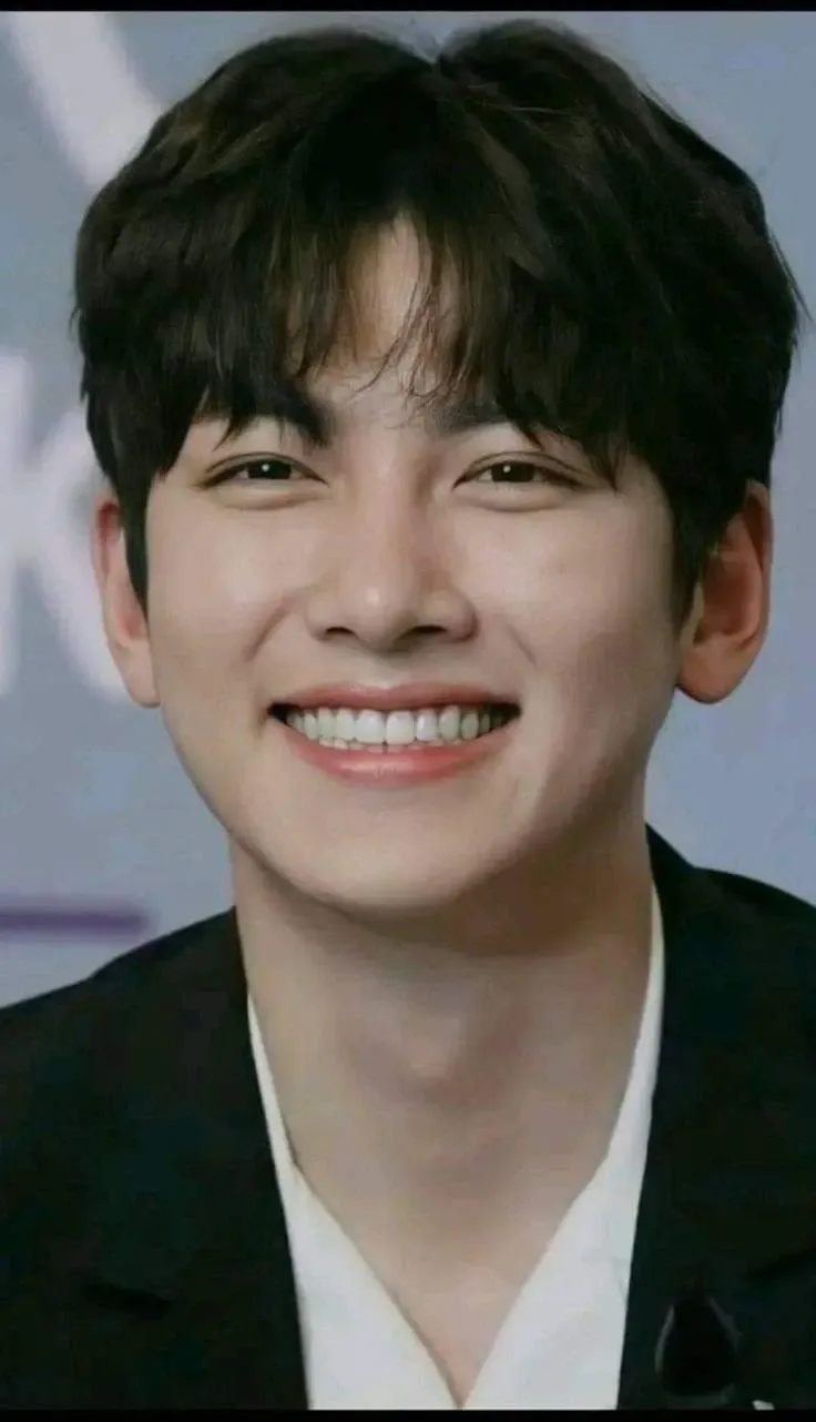 A moment captured by a fan of Ji Changwook