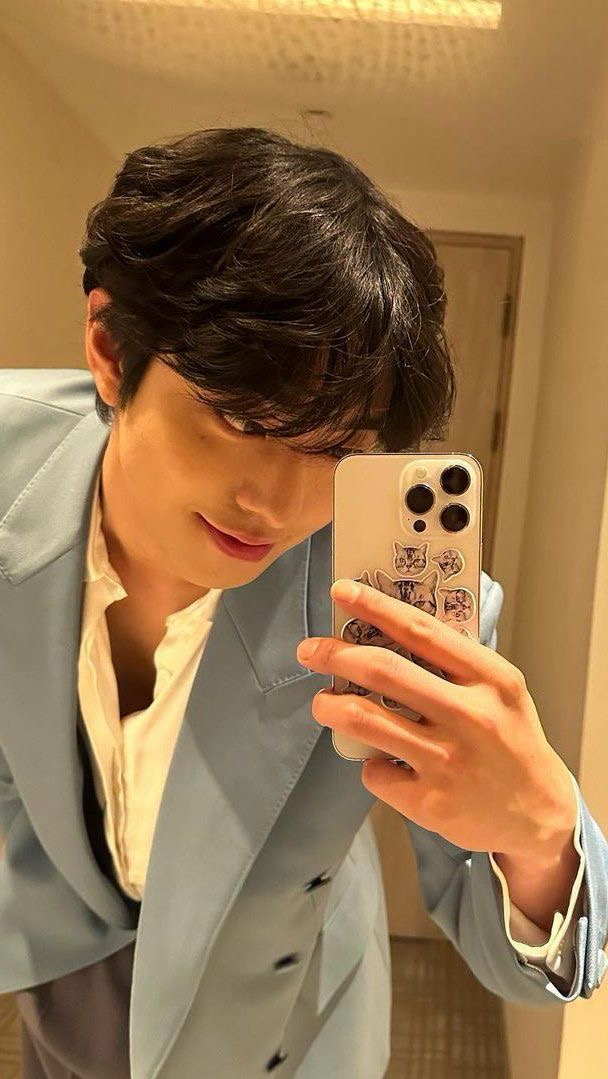 安孝燮的最新照片