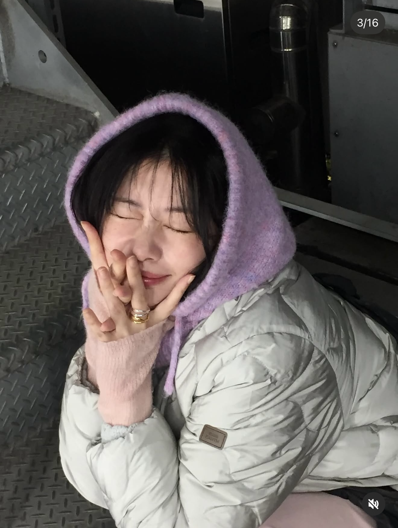 Behind-the-scenes cut of Jung Somin
