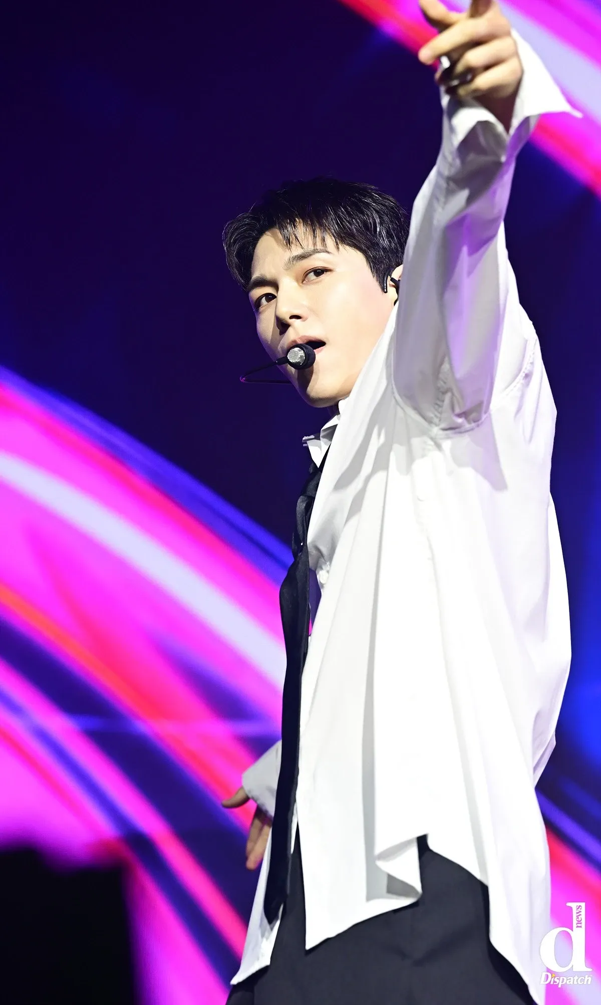 Representative background image loved by Kim Myungsoo (L) fandom
