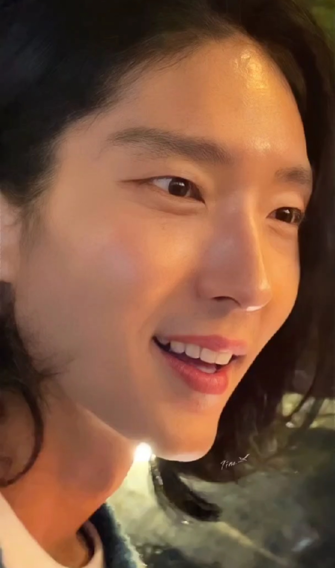 A moment captured by a fan of Lee Joongi