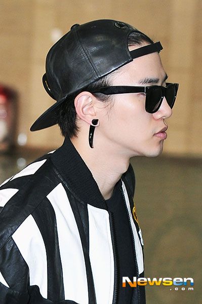 イ・ジュノのビハインドカット