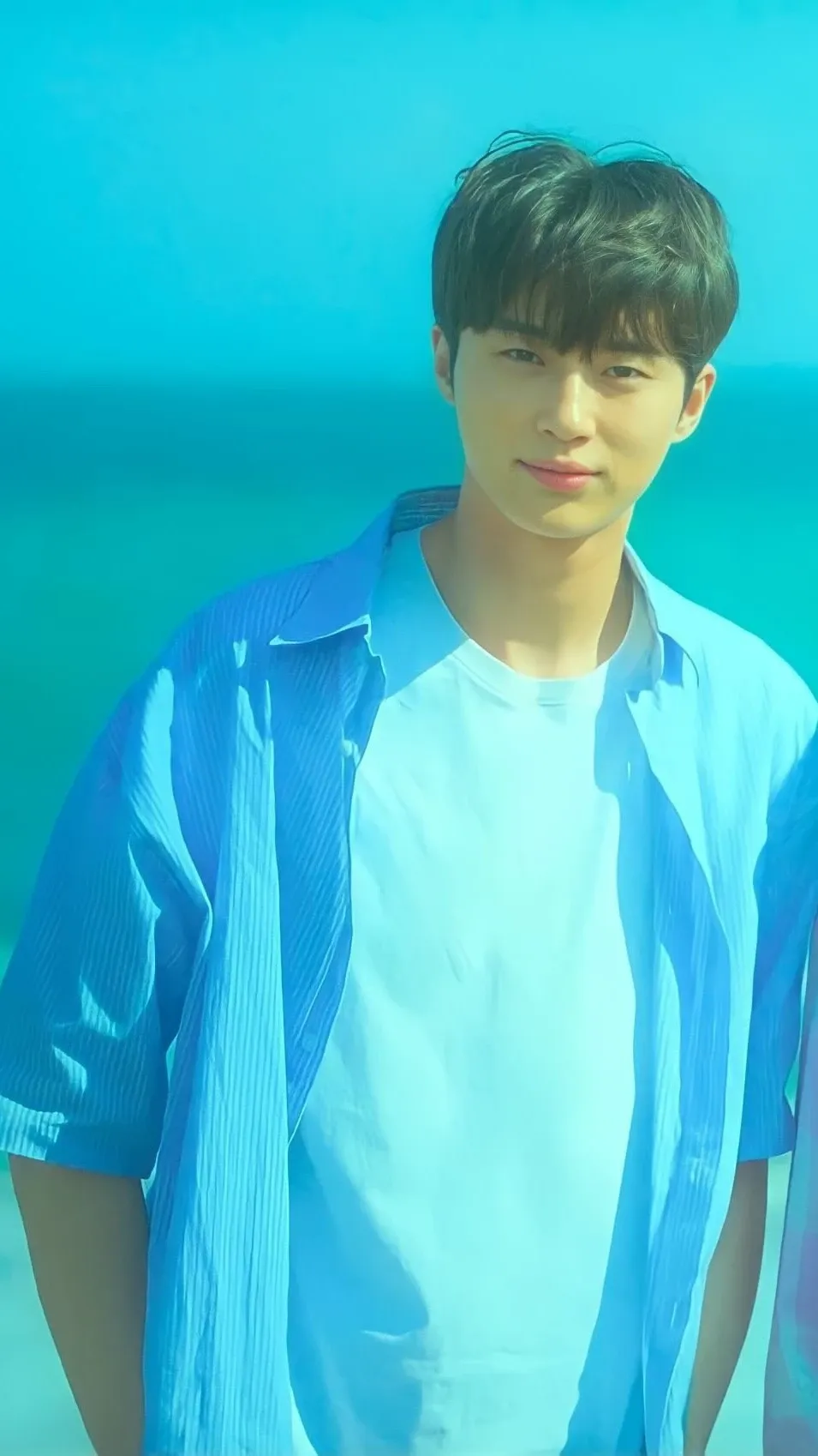 Today's popular wallpaper in Byeon Wooseok community