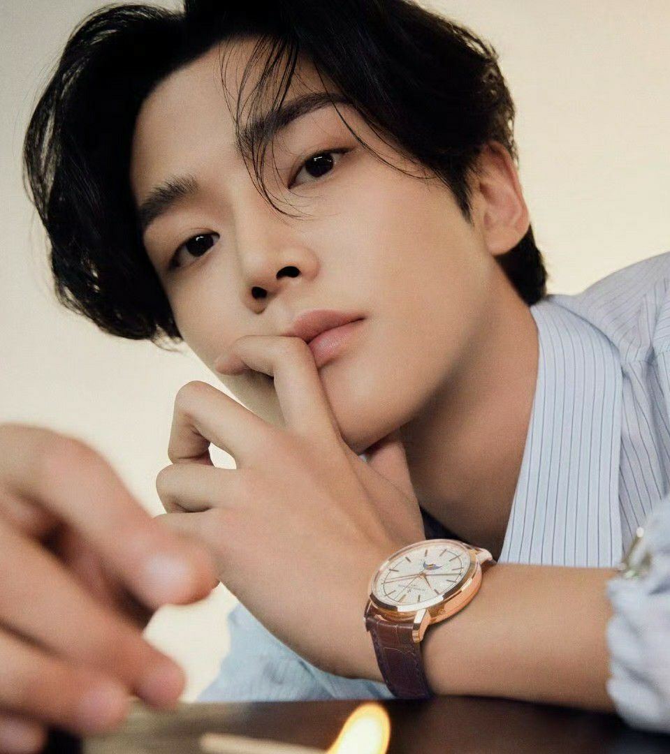 路云的最新照片