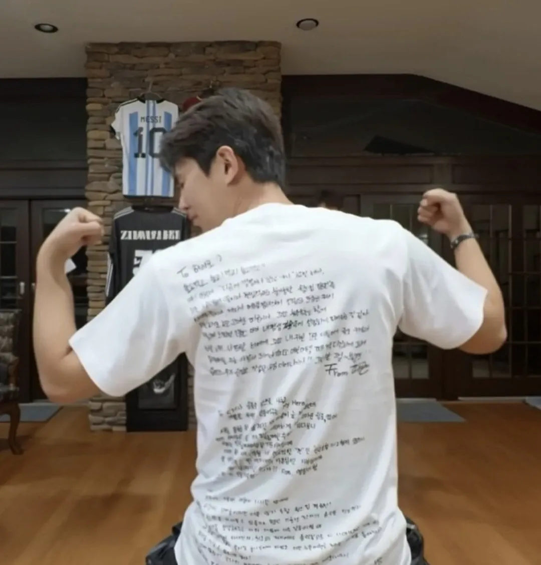 Cuplikan di balik layar dari Lim Youngwoong